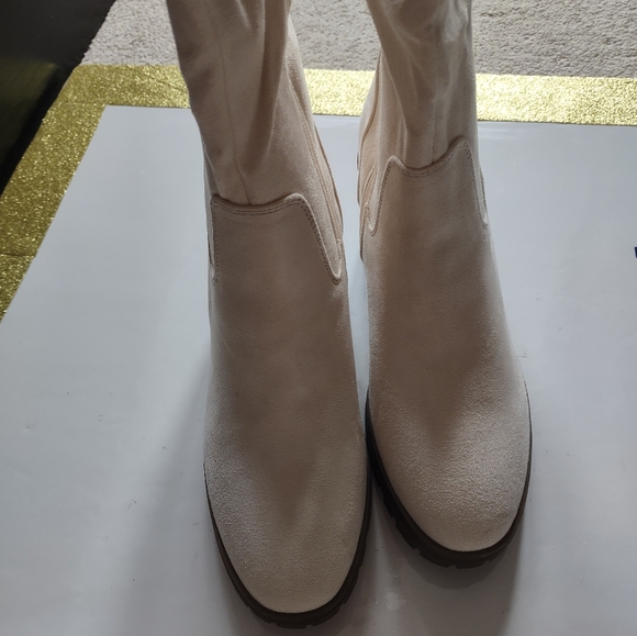ZBY women's boots size 8us - Picture 4 of 7
